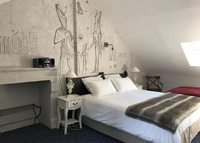 Pensión La Centre 3*