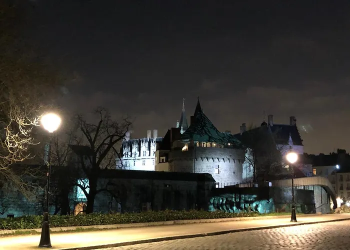 La Centre Pensión Nantes